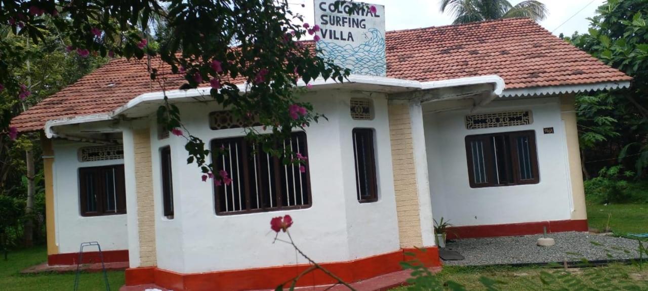 Colonial Surfing Villa Hostel & Home Stay Мідіґама-Іст Екстер'єр фото