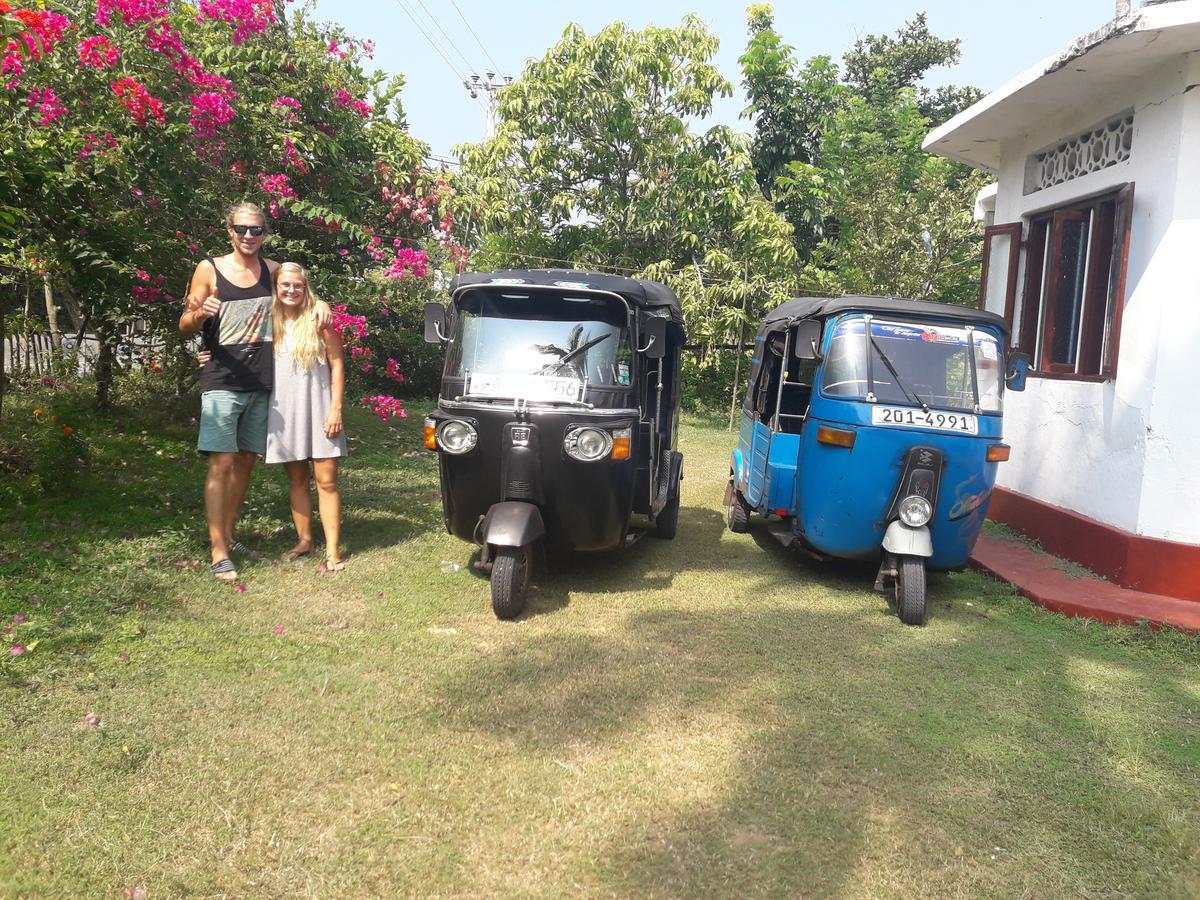 Colonial Surfing Villa Hostel & Home Stay Мідіґама-Іст Екстер'єр фото