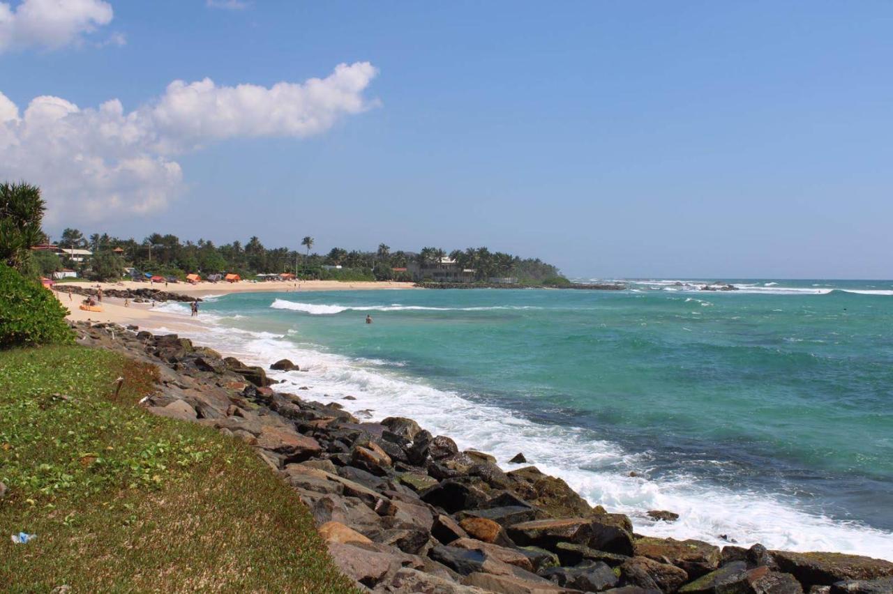 Colonial Surfing Villa Hostel & Home Stay Мідіґама-Іст Екстер'єр фото